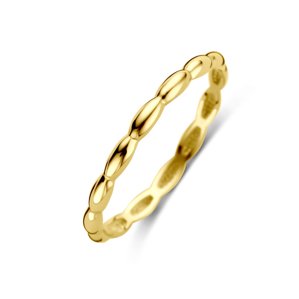 Bague en or jaune 14 carats avec un design ondulé et brillant.