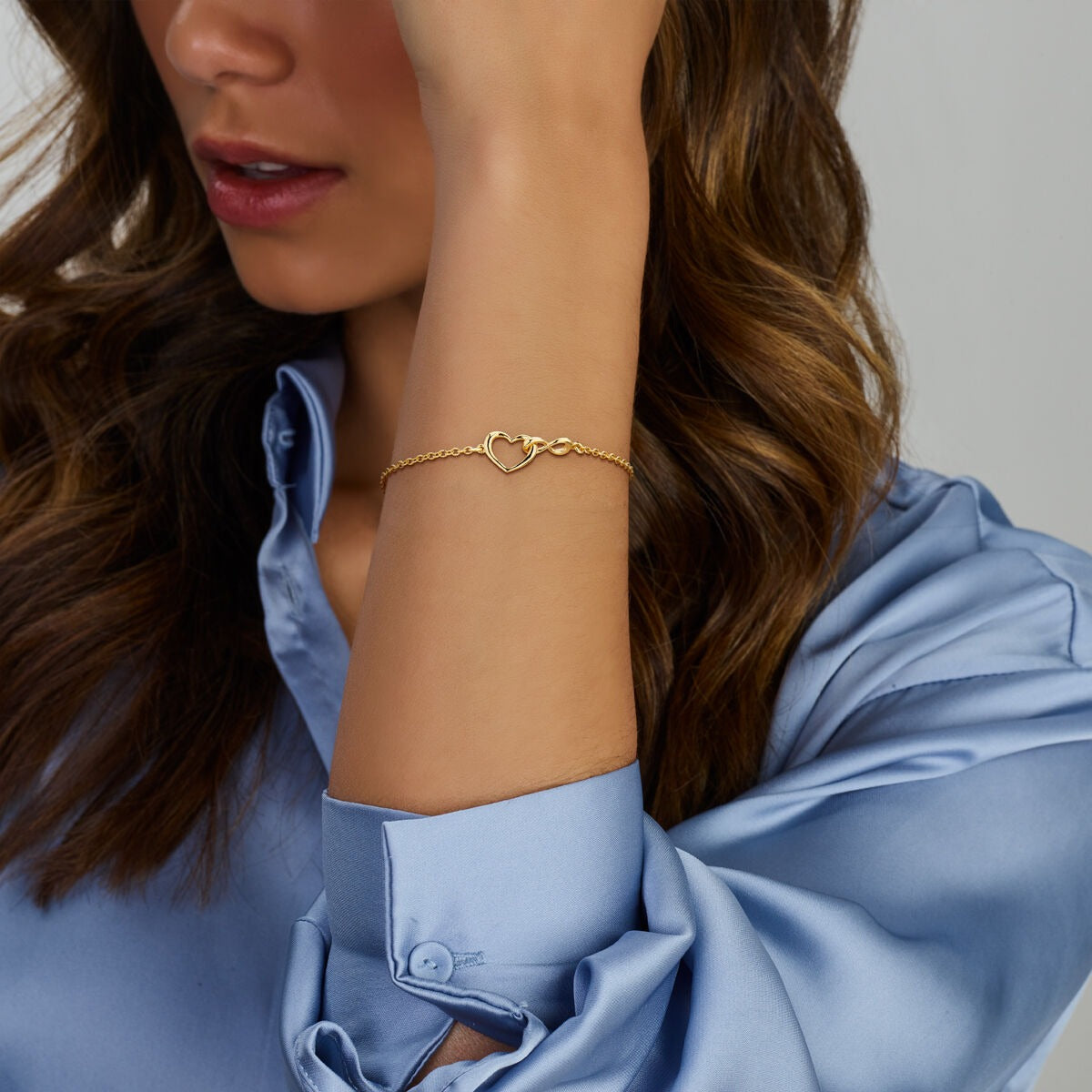 Bracelet en argent plaqué or avec cœur et symbole de l'infini – 16-19 cm