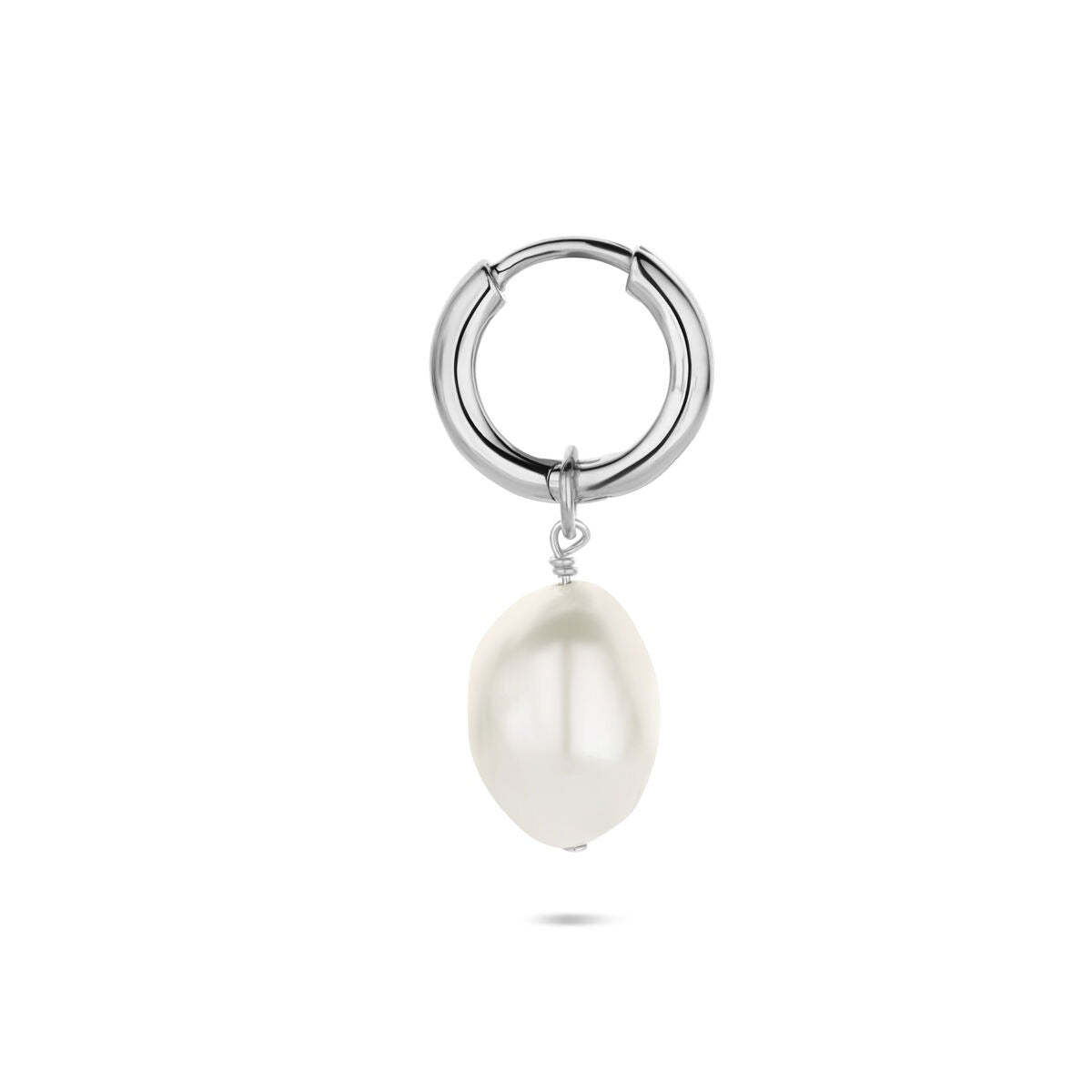 Créole en argent avec perle – 18 mm (à l'unité)