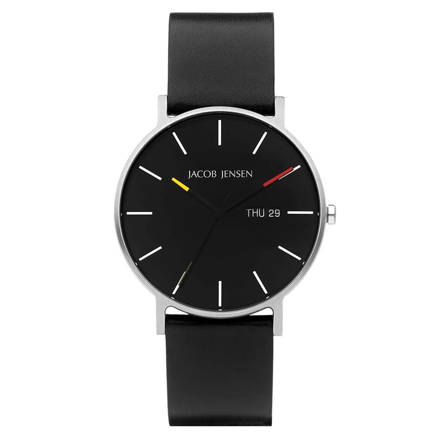 Montre noire avec un cadran minimaliste, boîtier en acier inoxydable et bracelet en cuir.