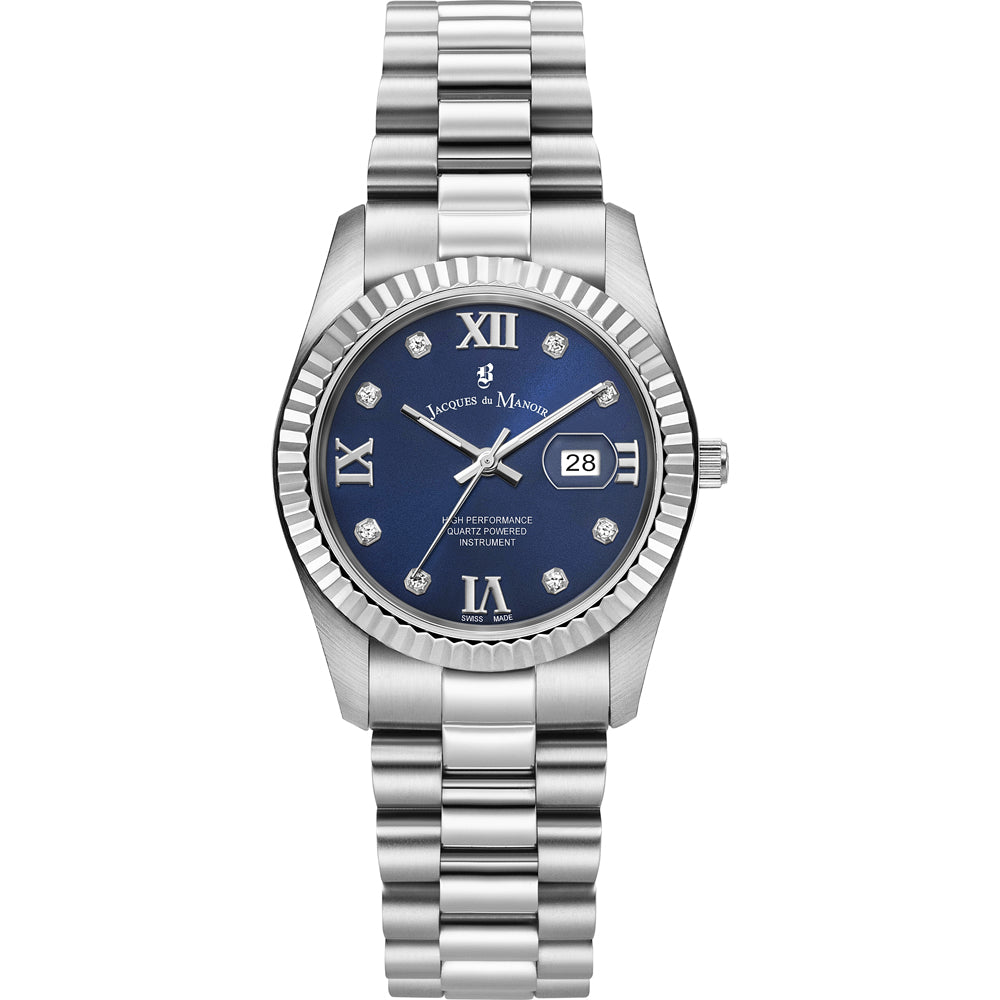 Montre en acier inoxydable avec cadran bleu, chiffres romains et cristaux brillants.