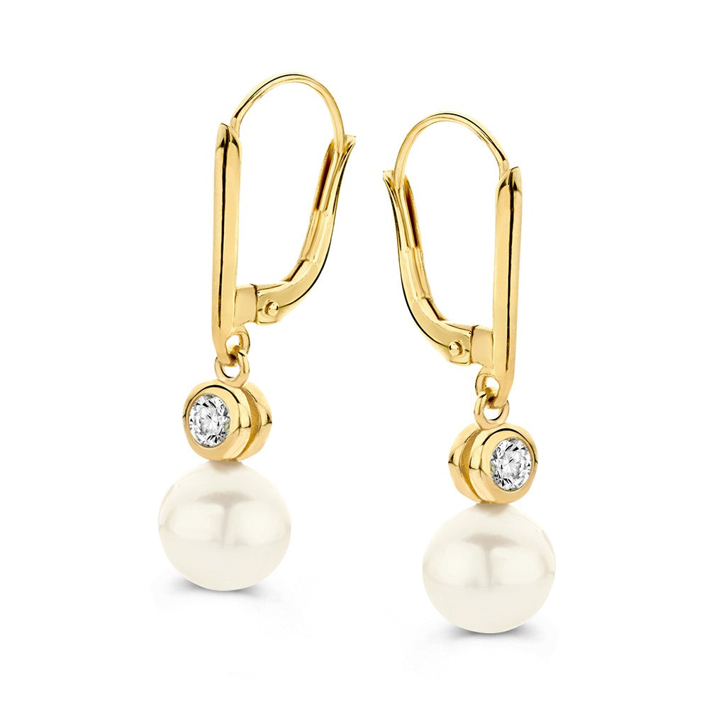 Boucles d'oreilles en or jaune 14 carats avec perles et zirconiums.