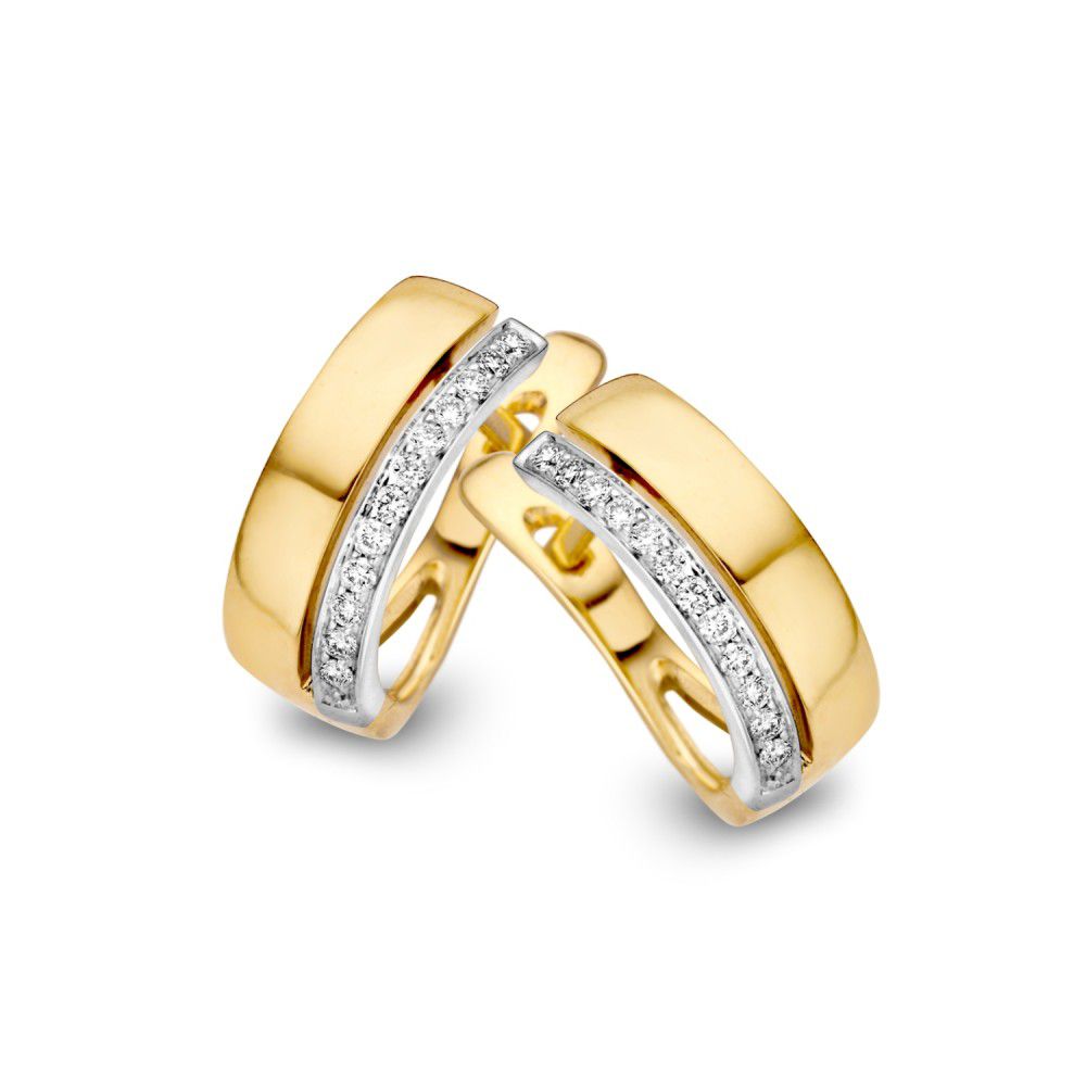 Boucles d'oreilles bicolores en or jaune et blanc avec diamants, finition lisse et brillante.