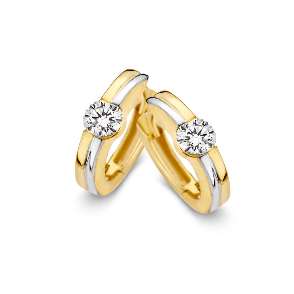 Boucles d'oreilles bicolores en or avec un design épuré et des zircones.