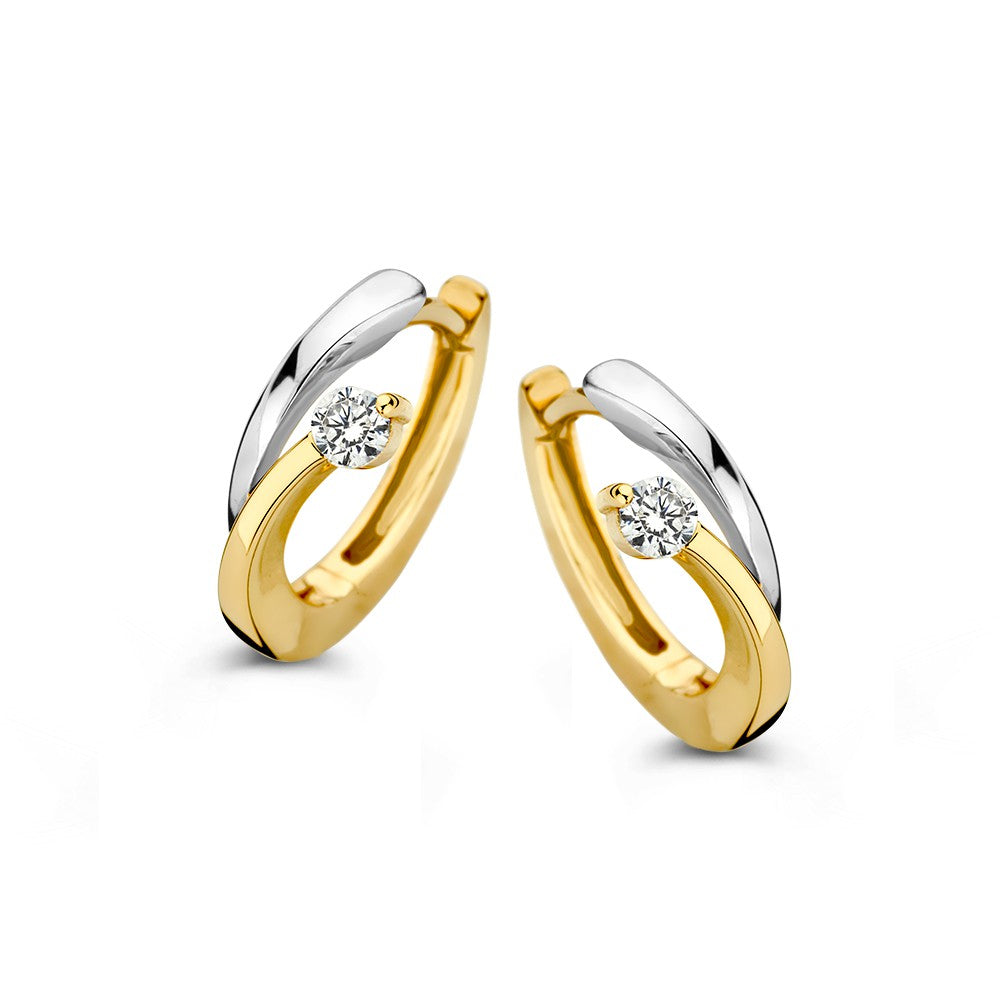 Boucles d'oreilles bicolores en or blanc et or jaune avec zirconia, au design élégant et subtil.
