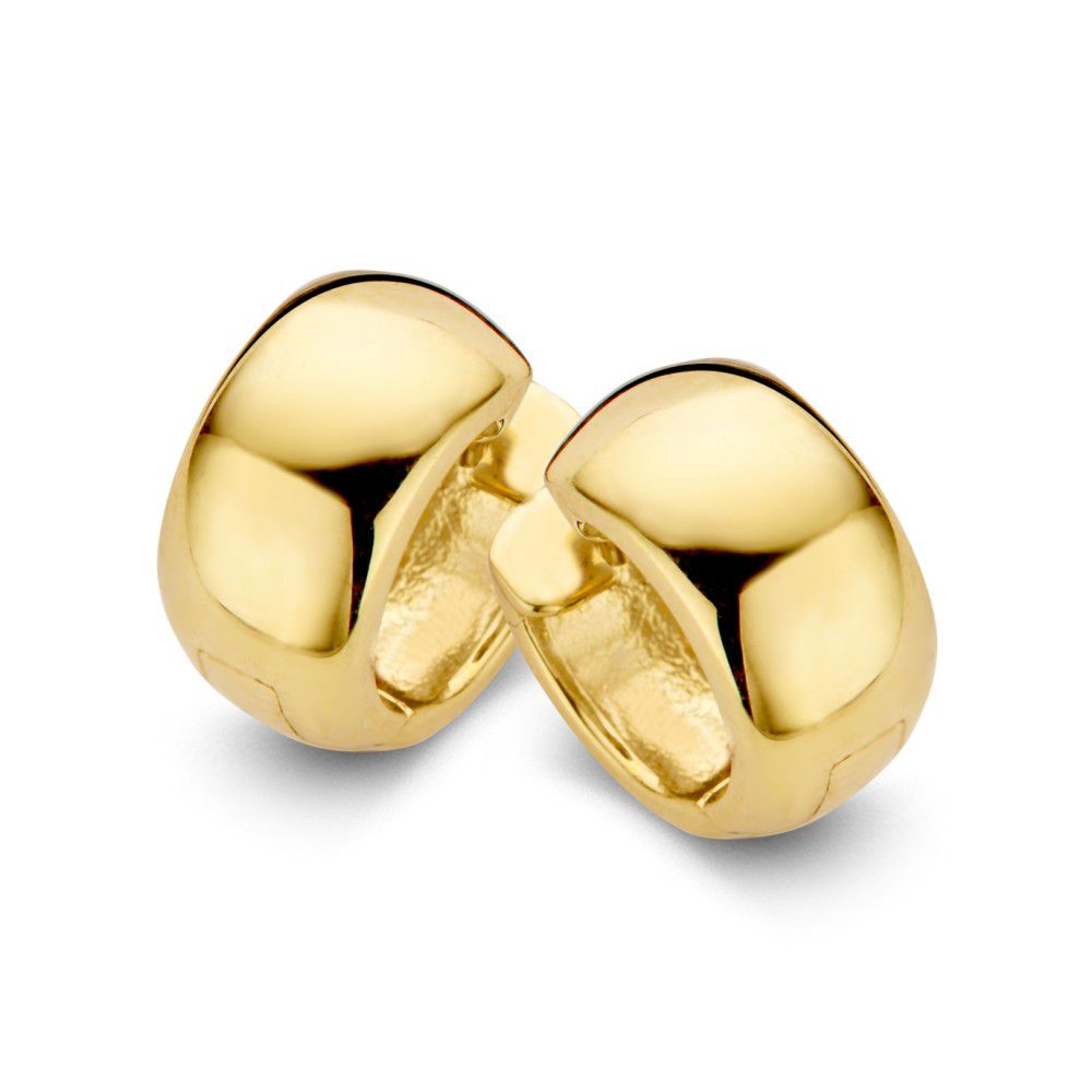 Boucles d'oreilles larges en or jaune de 14 carats, mesurant 7 mm de large.