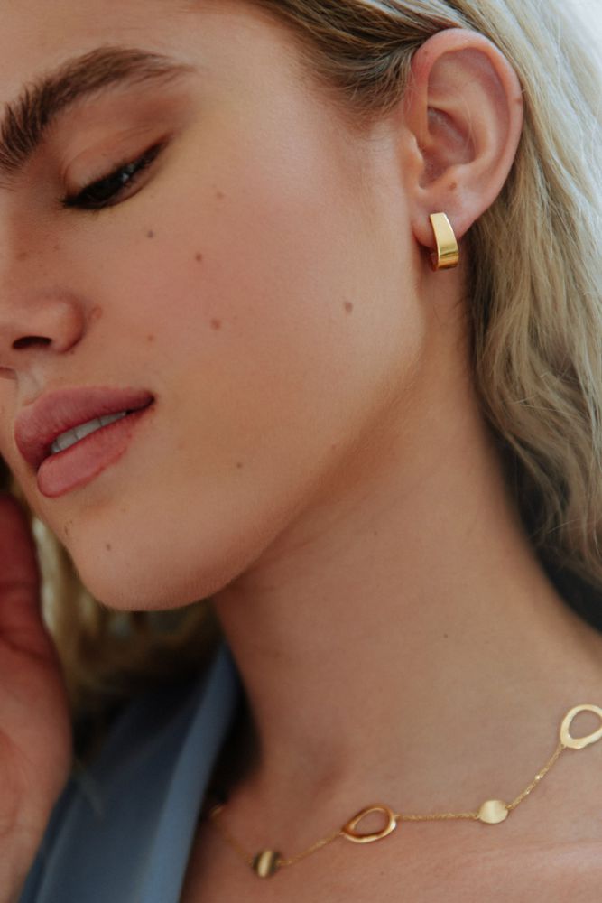 Créoles en or jaune 14 carats – Design intemporel et élégant, 7 mm de diamètre intérieur