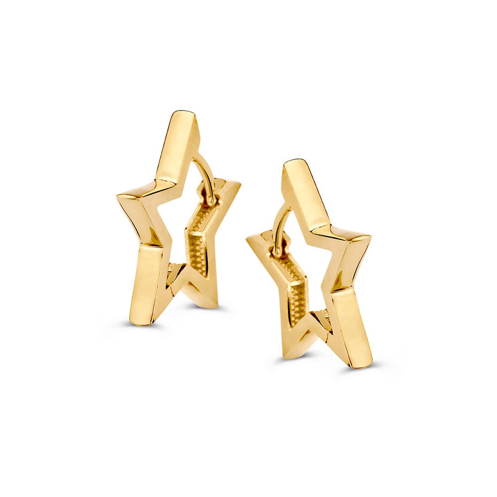 Boucles d'oreilles en forme d'étoile en or, avec une finition brillante et des contours géométriques.
