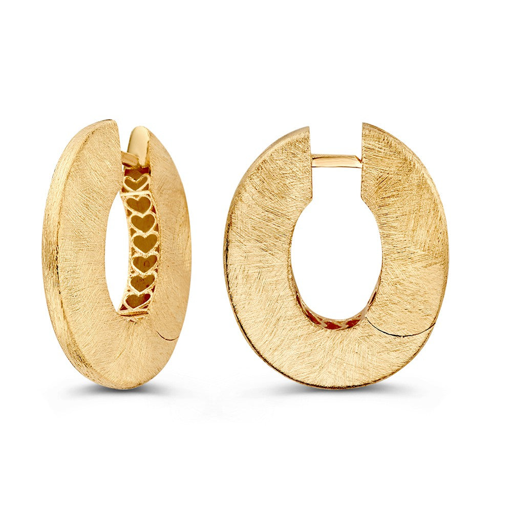 Boucles d'oreilles en or jaune mat avec finition glacée au design frappant