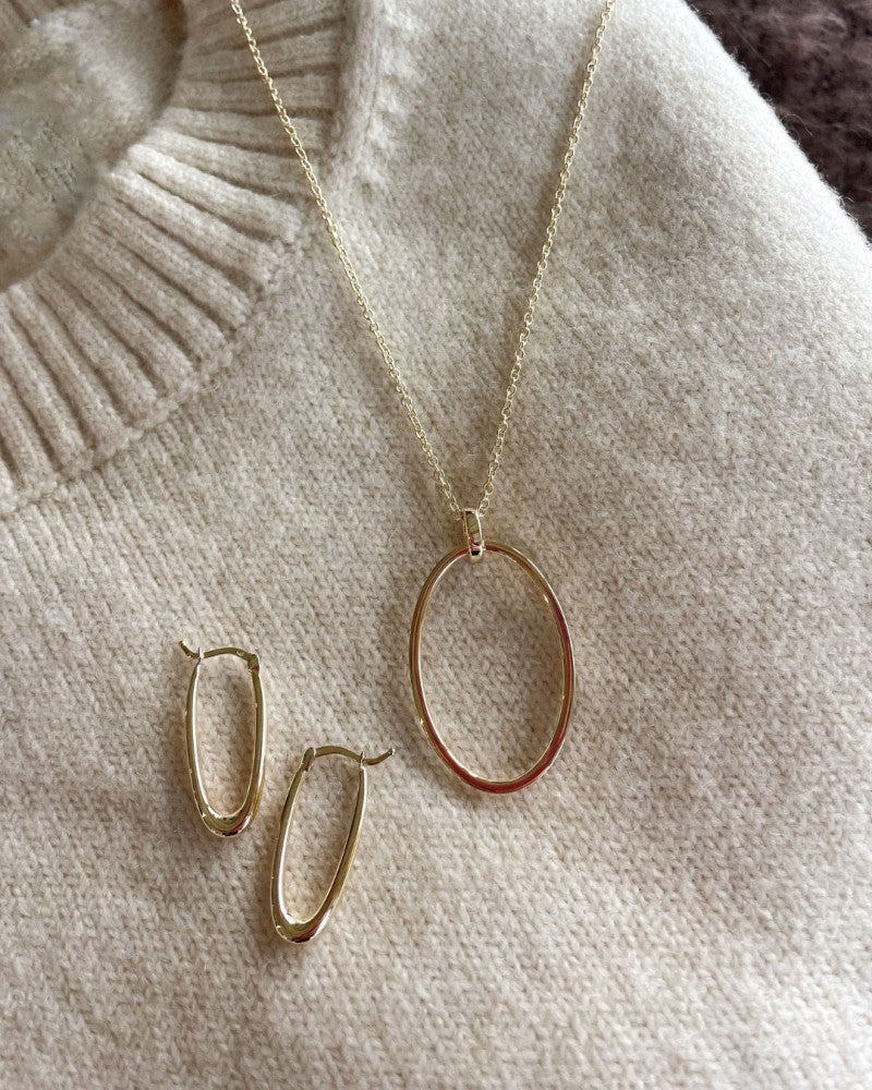 Créoles en Or Jaune au Design Ludique – Or 14 Carats