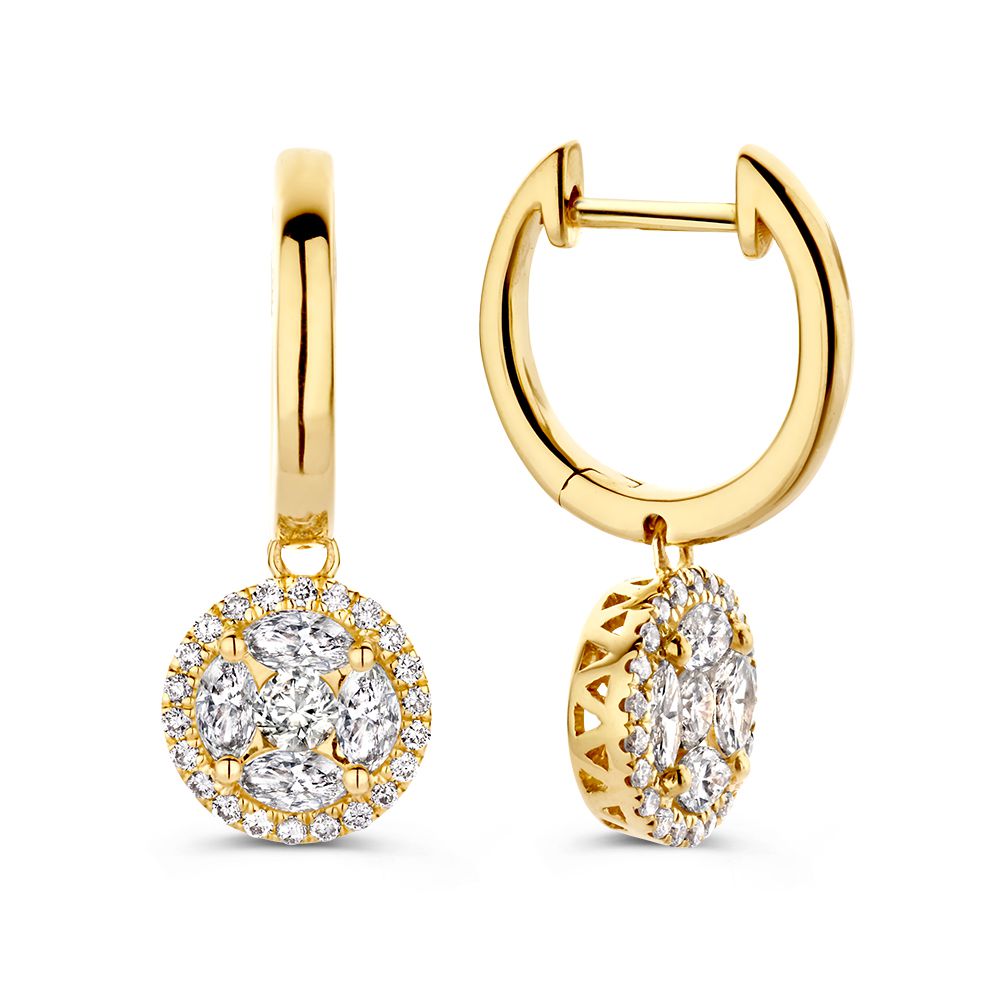 Boucles d'oreilles en or jaune avec des diamants de 1,06 ct, design élégant et brillant.