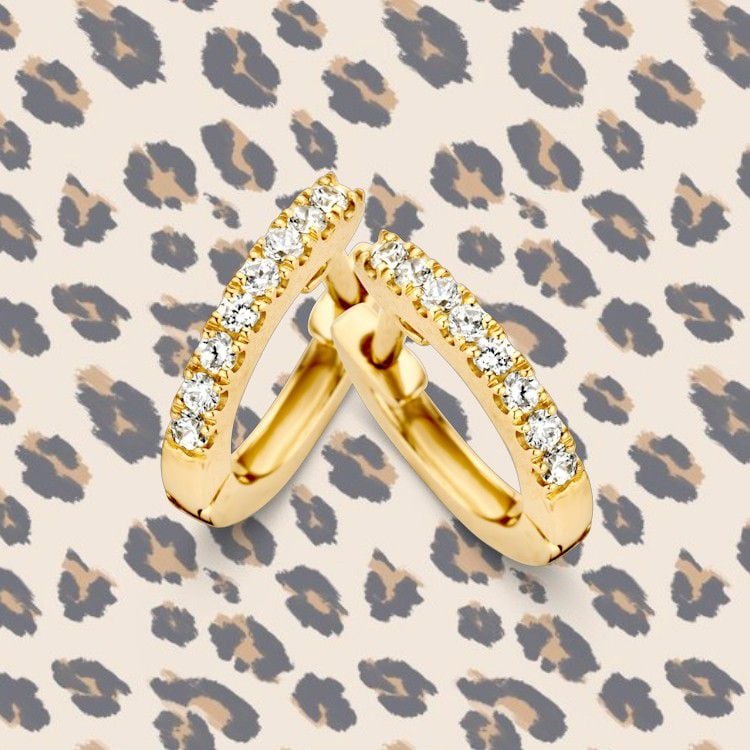 Créoles en Or Jaune Raffinées avec Zircones – Luxe Subtil pour Chaque Occasion
