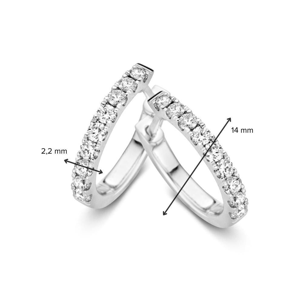 Créoles en or blanc avec 16 diamants brillants – 14 carats, 0,48 crt 0,48 crt.