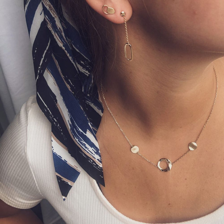 Geelgouden Oorstekers 14K 10mm – Verfijnde Minimalistische Elegantie