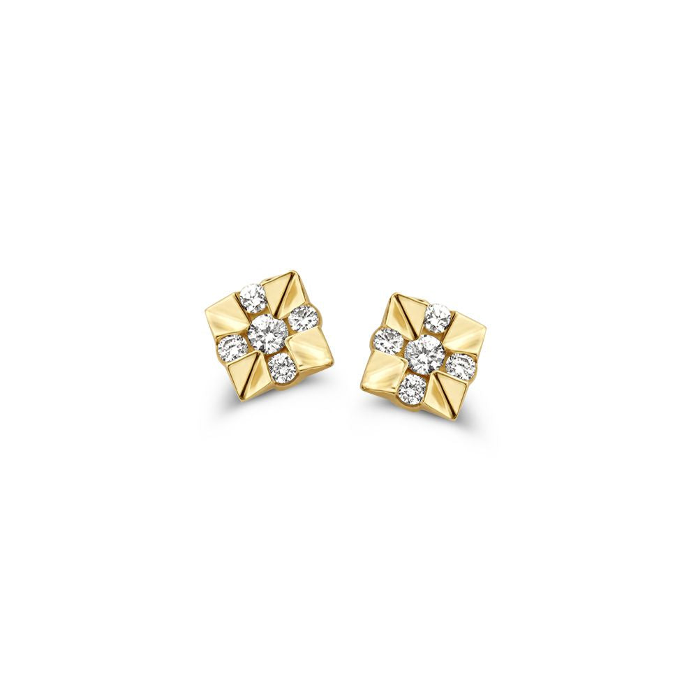 Boucles d'oreilles en or jaune 14 carats avec des diamants, forme carrée et design intemporel.