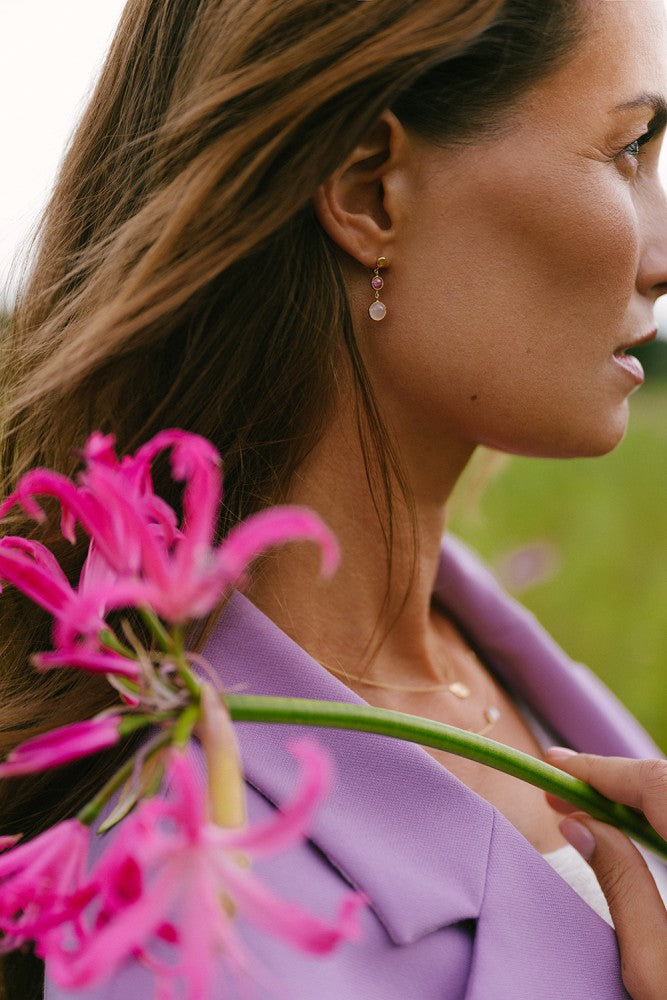 Boucles d'oreilles en Or Élégantes avec Rubis et Pierre de Lune – Pierres Précieuses Multicolores pour Femme