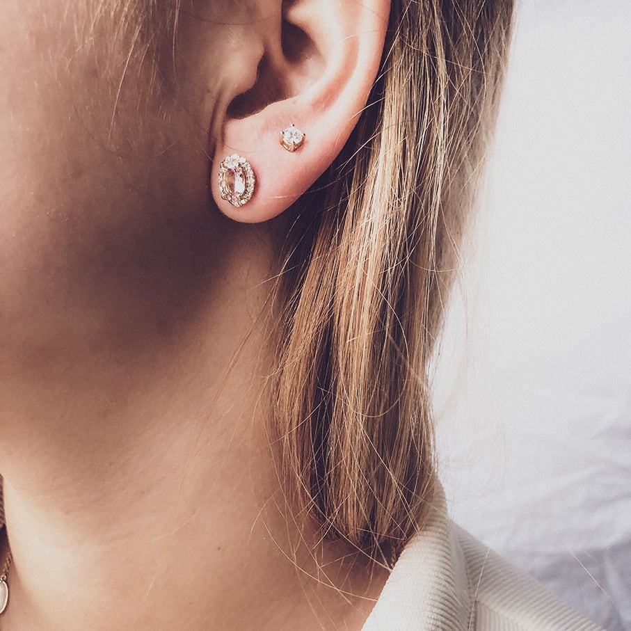 Puces d'oreilles en or jaune avec morganite et diamant 14 carats