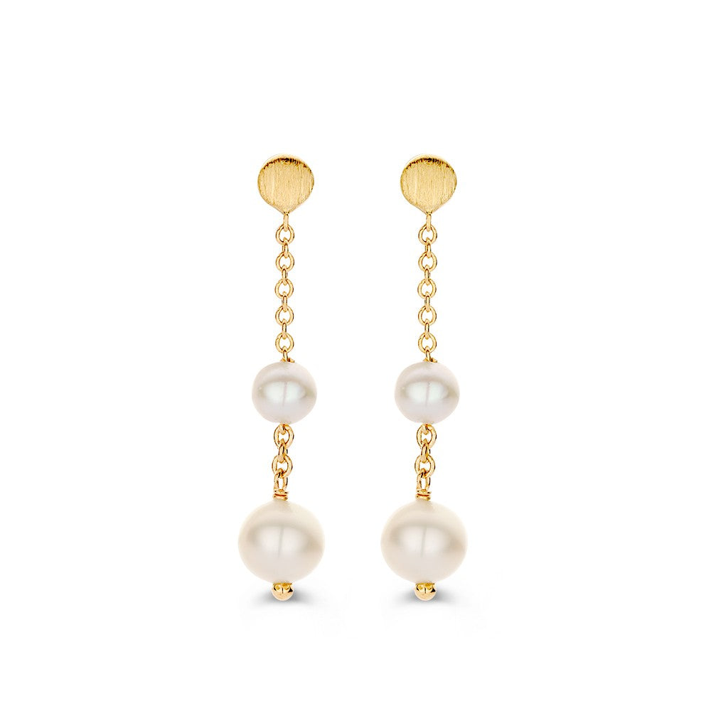 Boucles d'oreilles en or jaune 14 carats avec des perles et un élément en or mat.