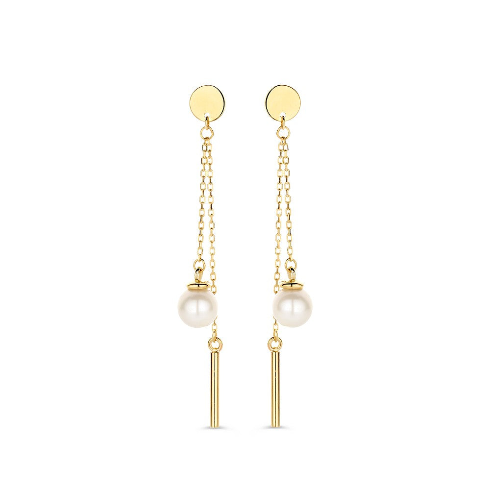 Boucles d'oreilles en or 14 carats avec perle et barre dorée, suspendues par une chaîne.