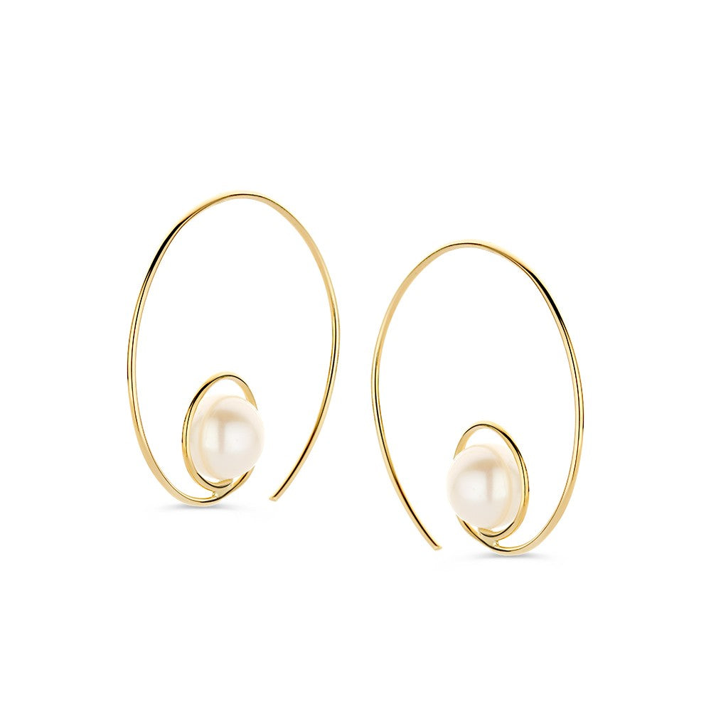 Boucles d'oreilles en or jaune 14 carats avec perle, design en spirale.