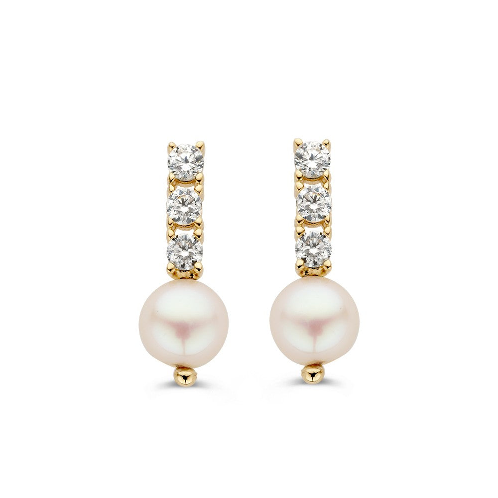 Boucles d'oreilles en or jaune 14 carats avec des zircons et des perles.