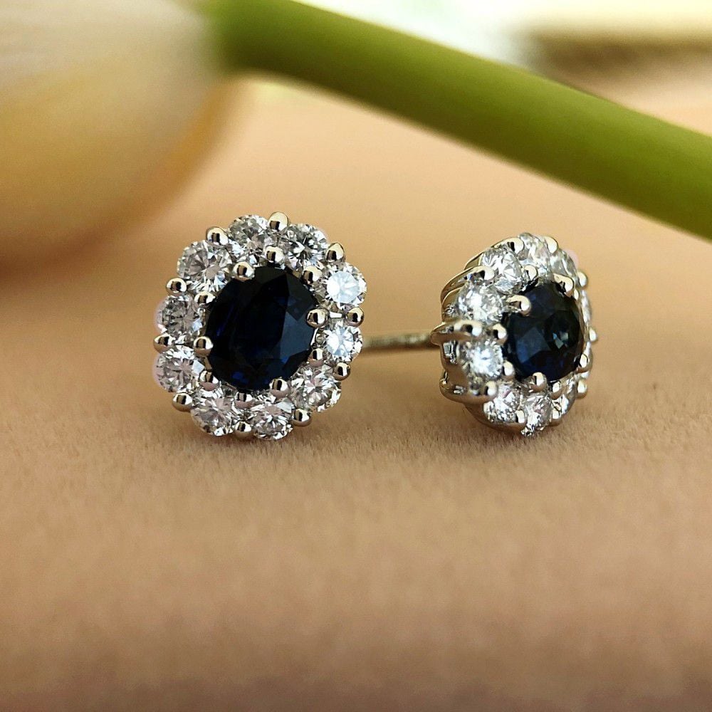 Boucles d'oreilles en Saphir et Diamant en or blanc 14K – Luxe Entourage