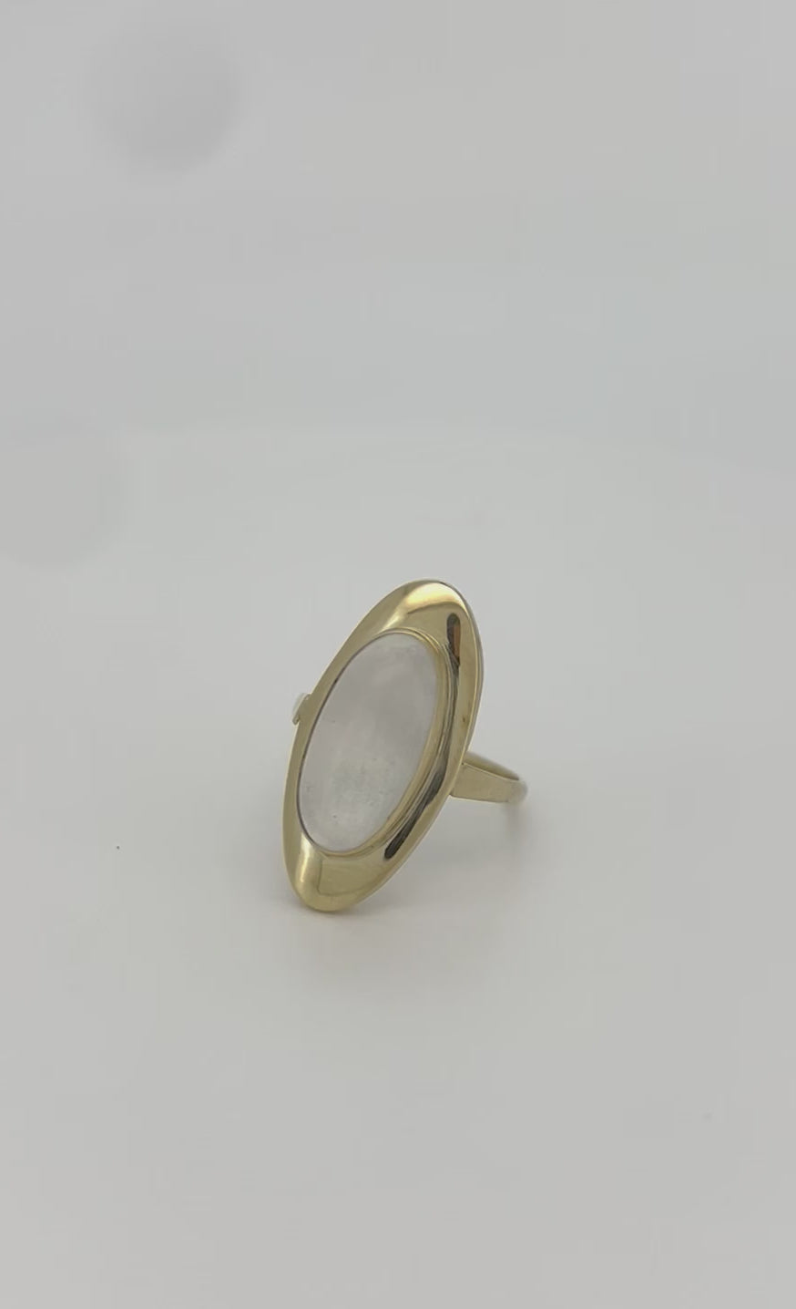 bague vintage en or avec pierre de lune 14k 3.3gr