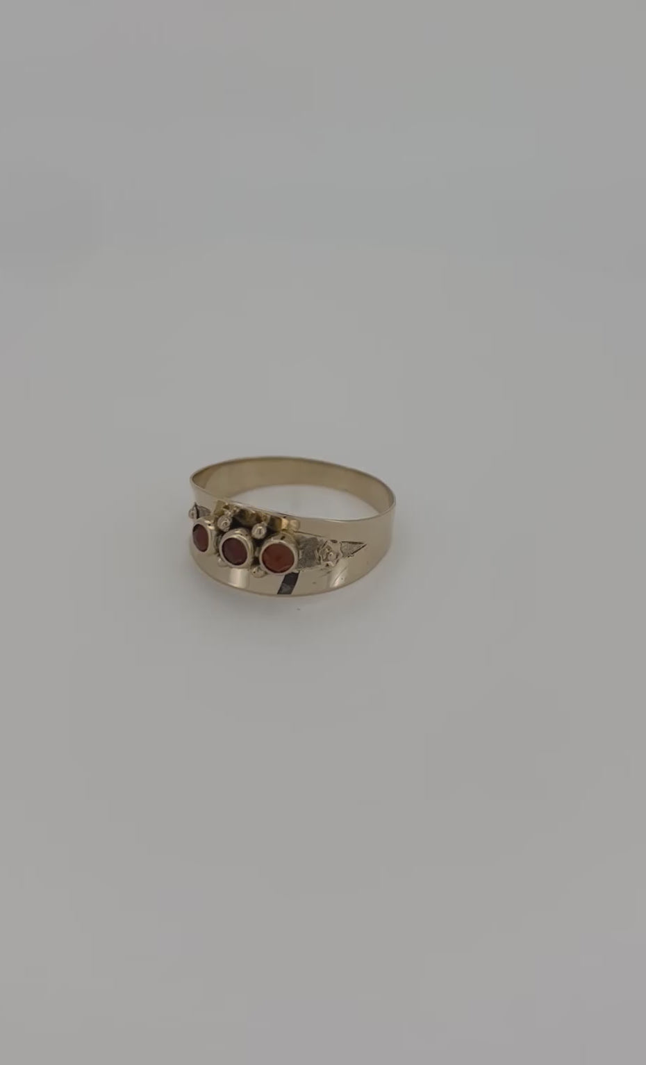 bague en or vintage 14k grenat 2.1gr