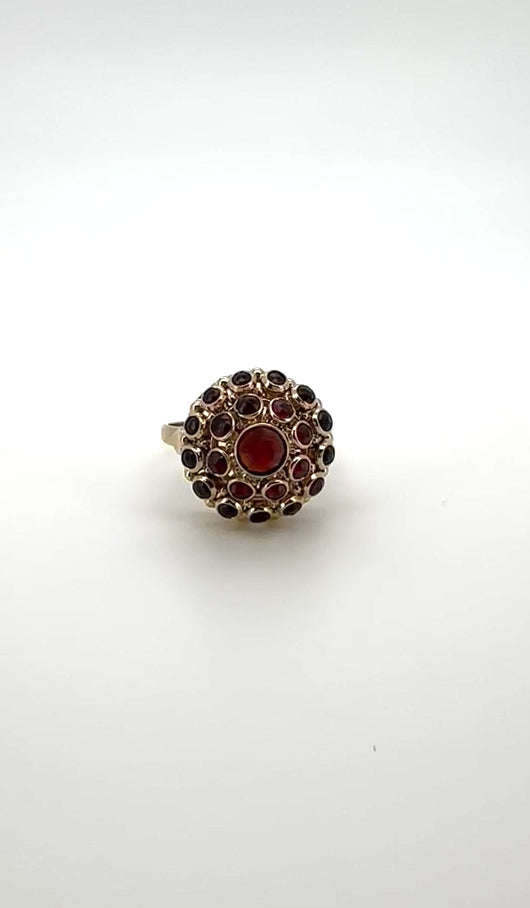 bague vintage en or avec grenat 14k 4.6gr