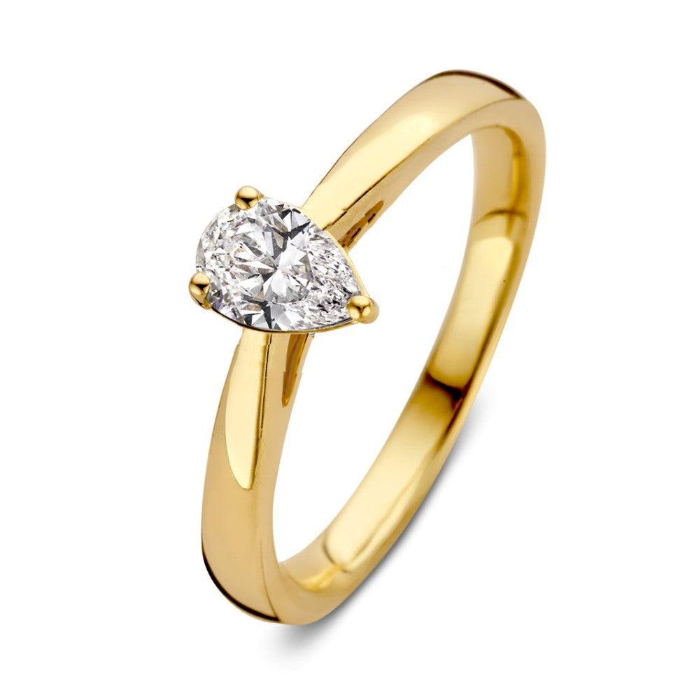 Bague en or jaune avec un diamant en forme de poire de 0,30 crt.