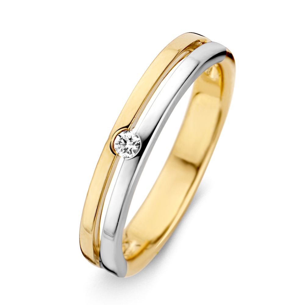 Bague en or bicolore 14 carats avec un diamant taillé en brillant.