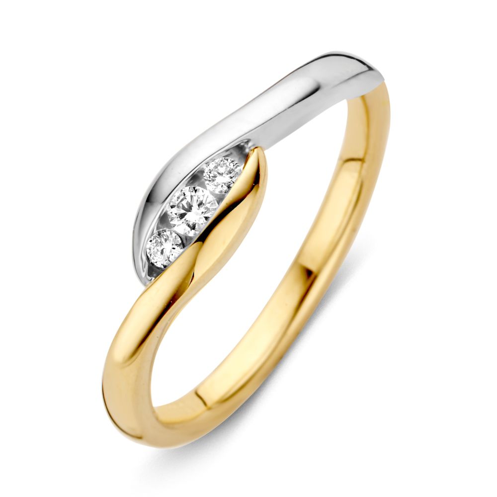 Bague en or bicolore pour femme avec diamants taillés en brillant.