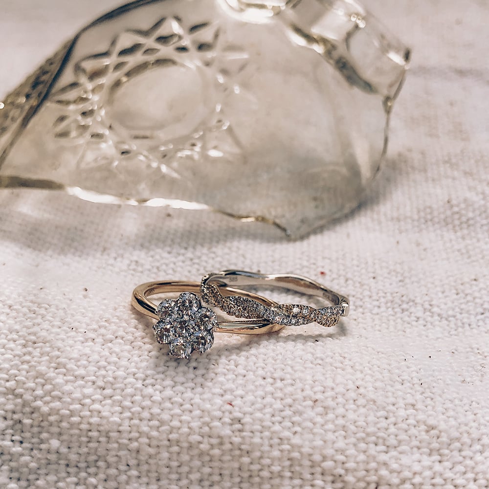 Bague en diamant tressée bicolore raffinée – 0.26 carat
