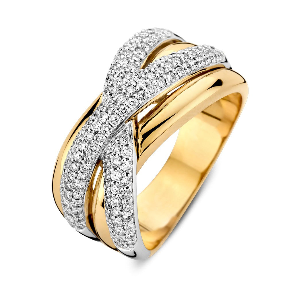Bague bicolore en or blanc et or jaune avec des diamants dans des bandes croisées ludiques.