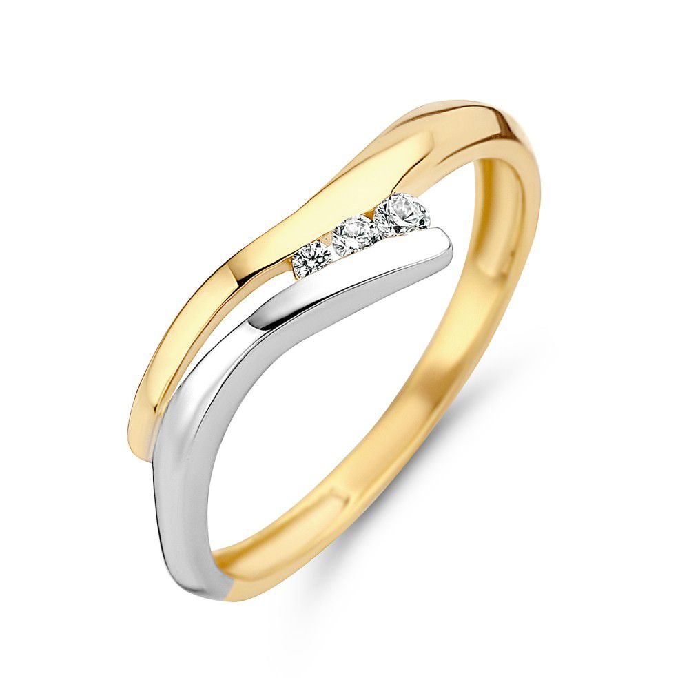 Bague en or bicolore avec trois zirconias blancs, largeur de 5,3 mm.