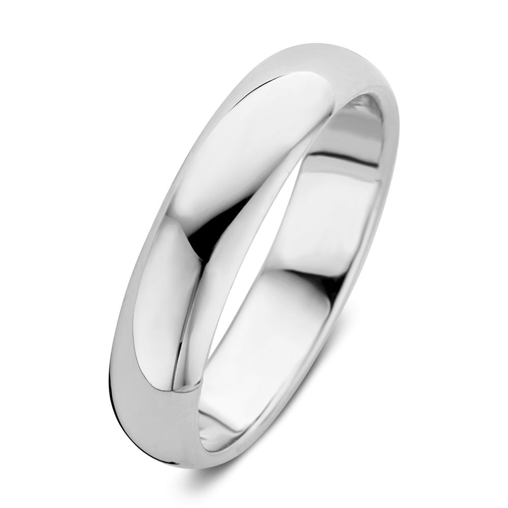 bague en or blanc de 5 mm, au design lisse et brillant.