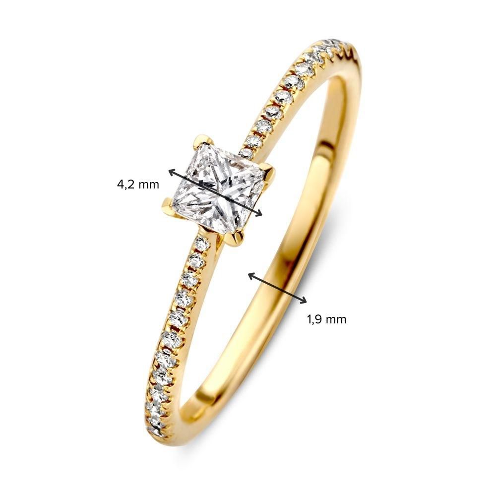 Bague pour femme en or jaune raffiné avec diamant taillé en princesse et bande de diamant – 0.38 crt, or 14kt, qualité H/SI-1, design intemporel
