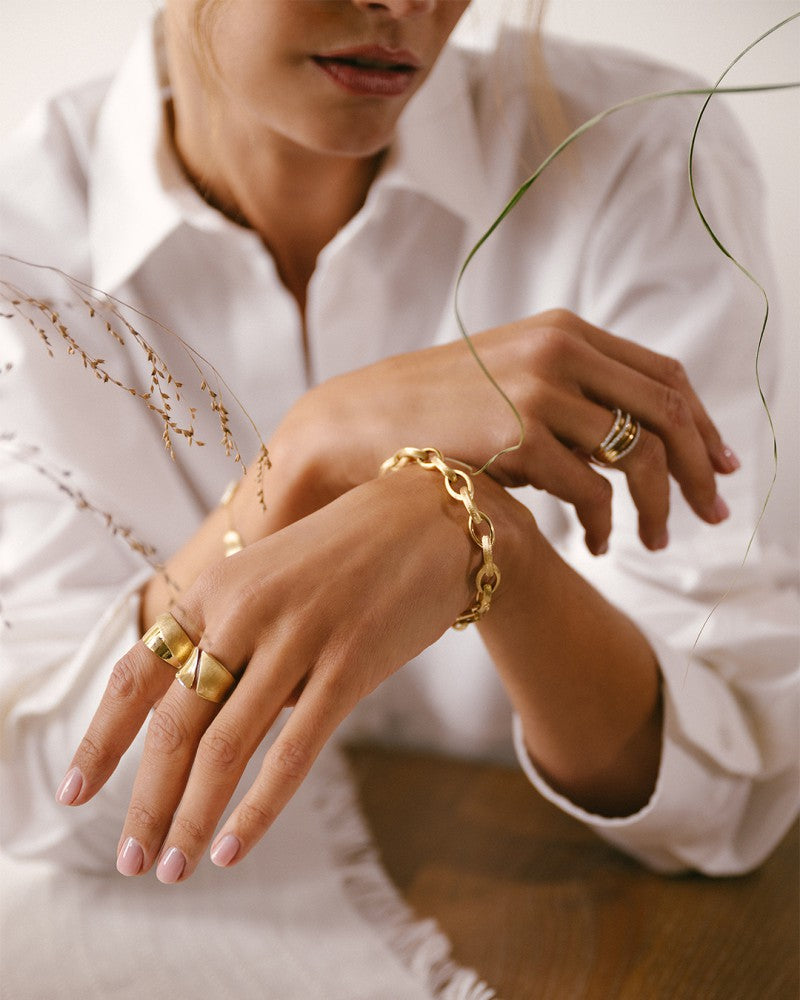 Bague en Or Jaune de Luxe avec Bandes Contrastantes – 14 Carats, Attire-l'Œil pour Femme