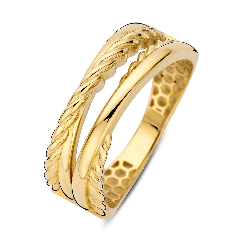 Bague en or jaune avec motif tressé et finition brillante.