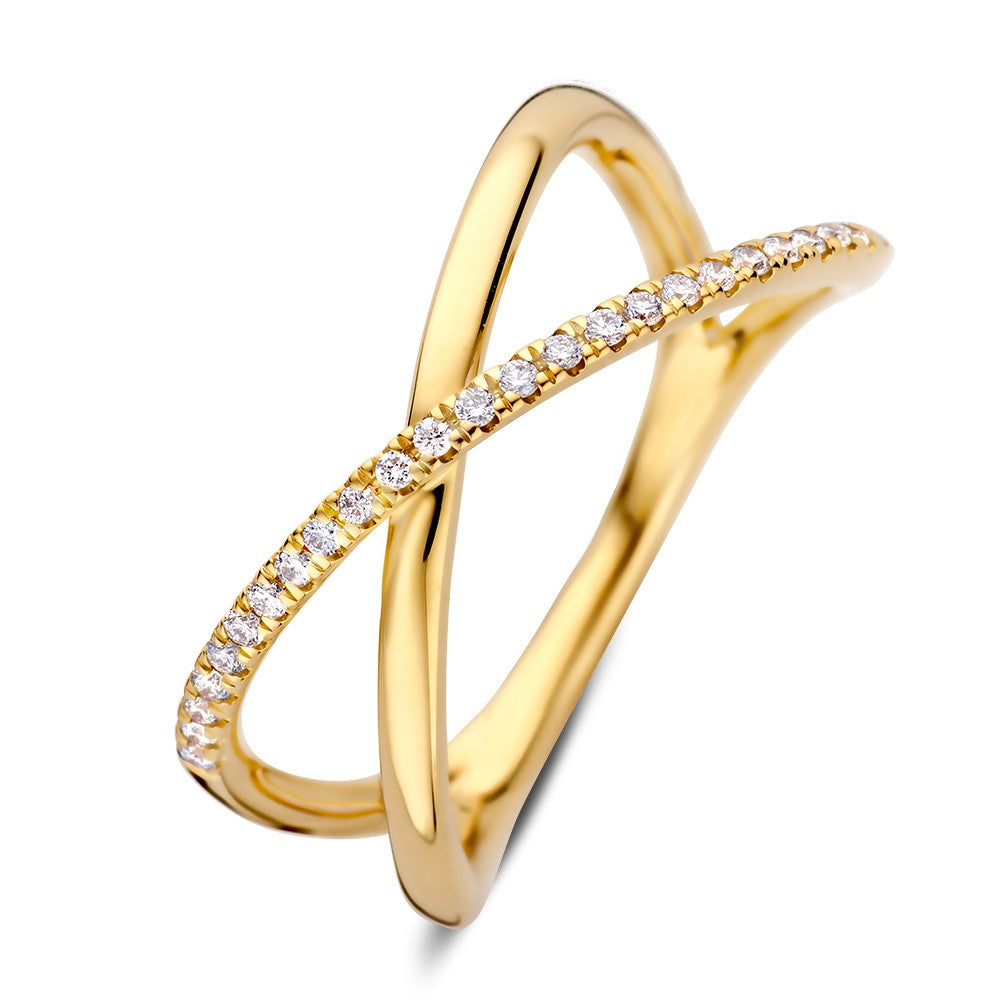 Bague en or jaune avec des brillants de 0,12 carat, design entrelacé.