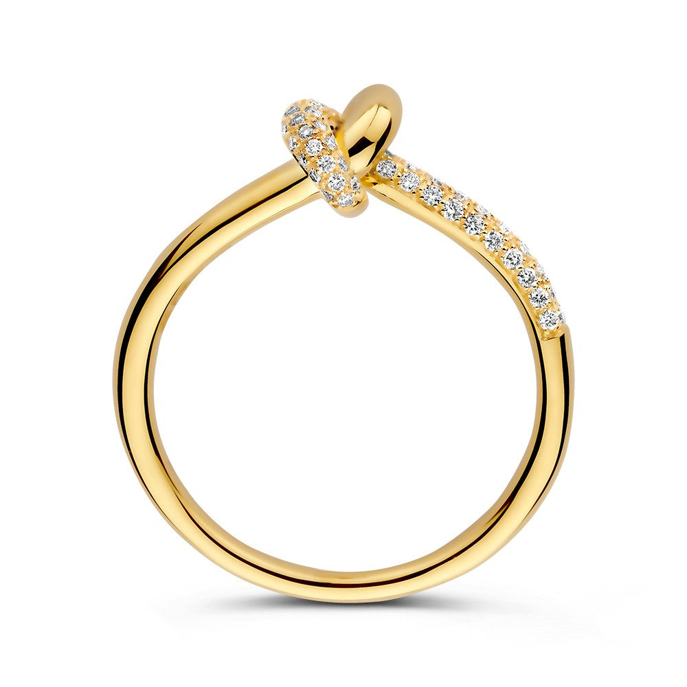 Bague élégante en or jaune avec diamant éclatant de 0,21 ct.