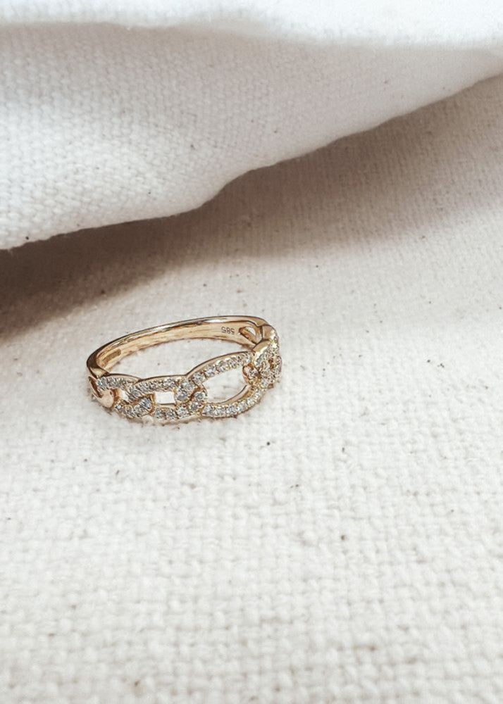 Bague en Or Jaune Élégante avec Diamants Étincelants – Or 14 Carats et 0,28 Carat de Diamant