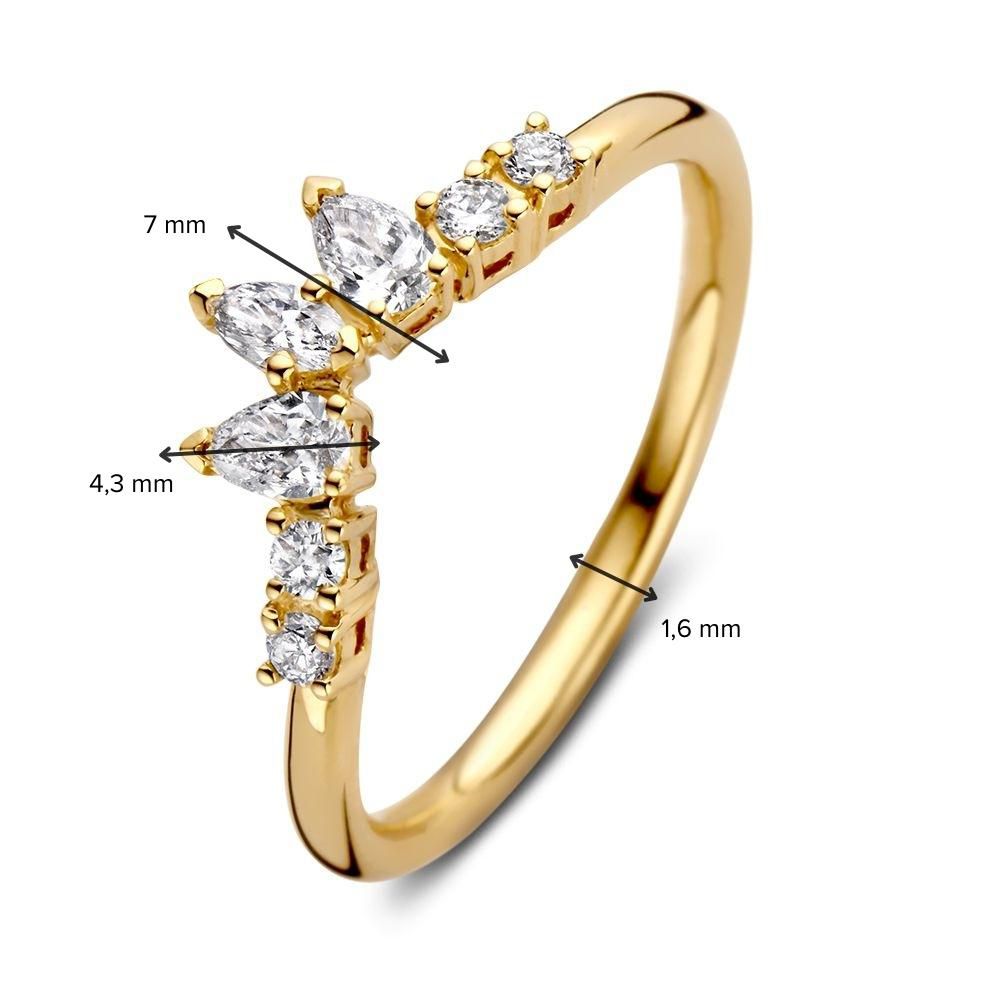 Magnifique Bague en Or Jaune pour Femme avec Diamants et Pierres Taillées en Marquise 0.47 crt.