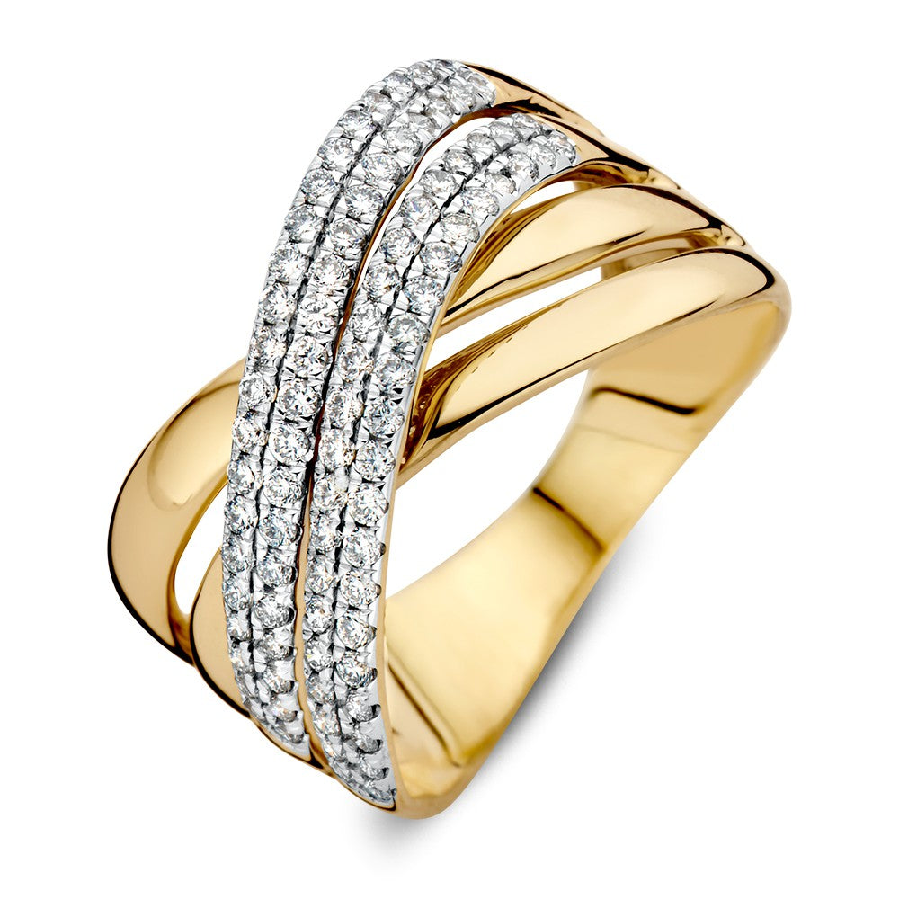 Bague en or jaune 14 carats avec un design crossover et des diamants scintillants.