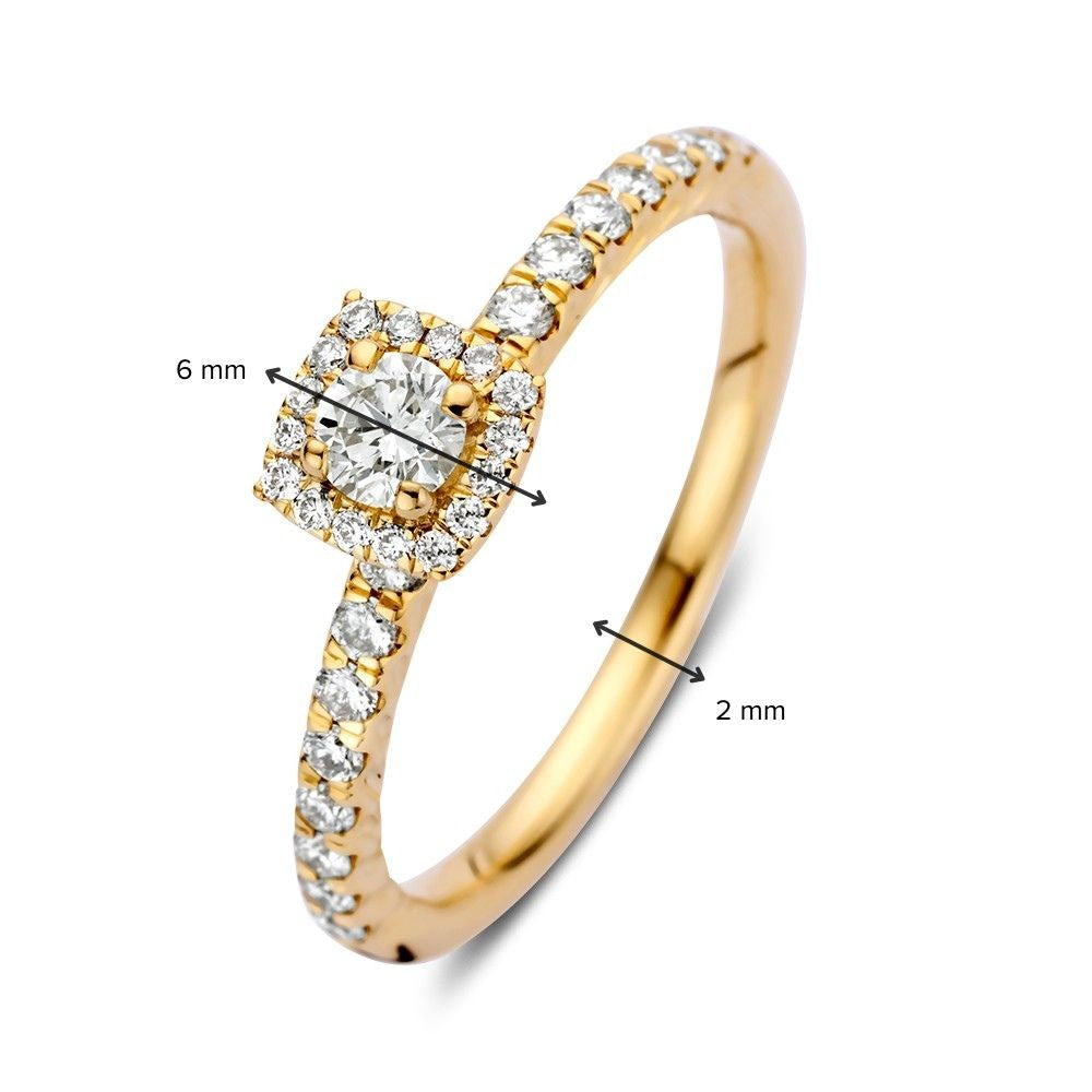 Bague en Or Jaune avec Diamant en Brillant dans un Entourage Carré – 14 Carats 0.53 crt.