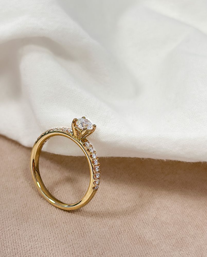 Bague Élégante en Or Jaune avec Diamant Brillant – 14 Carats 0.59 crt.