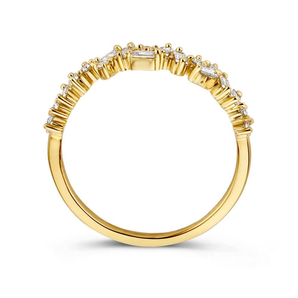 Bague en or jaune avec diamants taillés en baguette et brillant – 0.38 carat diamant