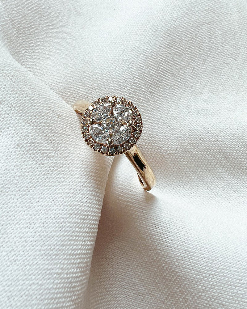 Bague en Or Jaune avec Diamants – 0,52 Carat – Tailles Brillant & Marquise