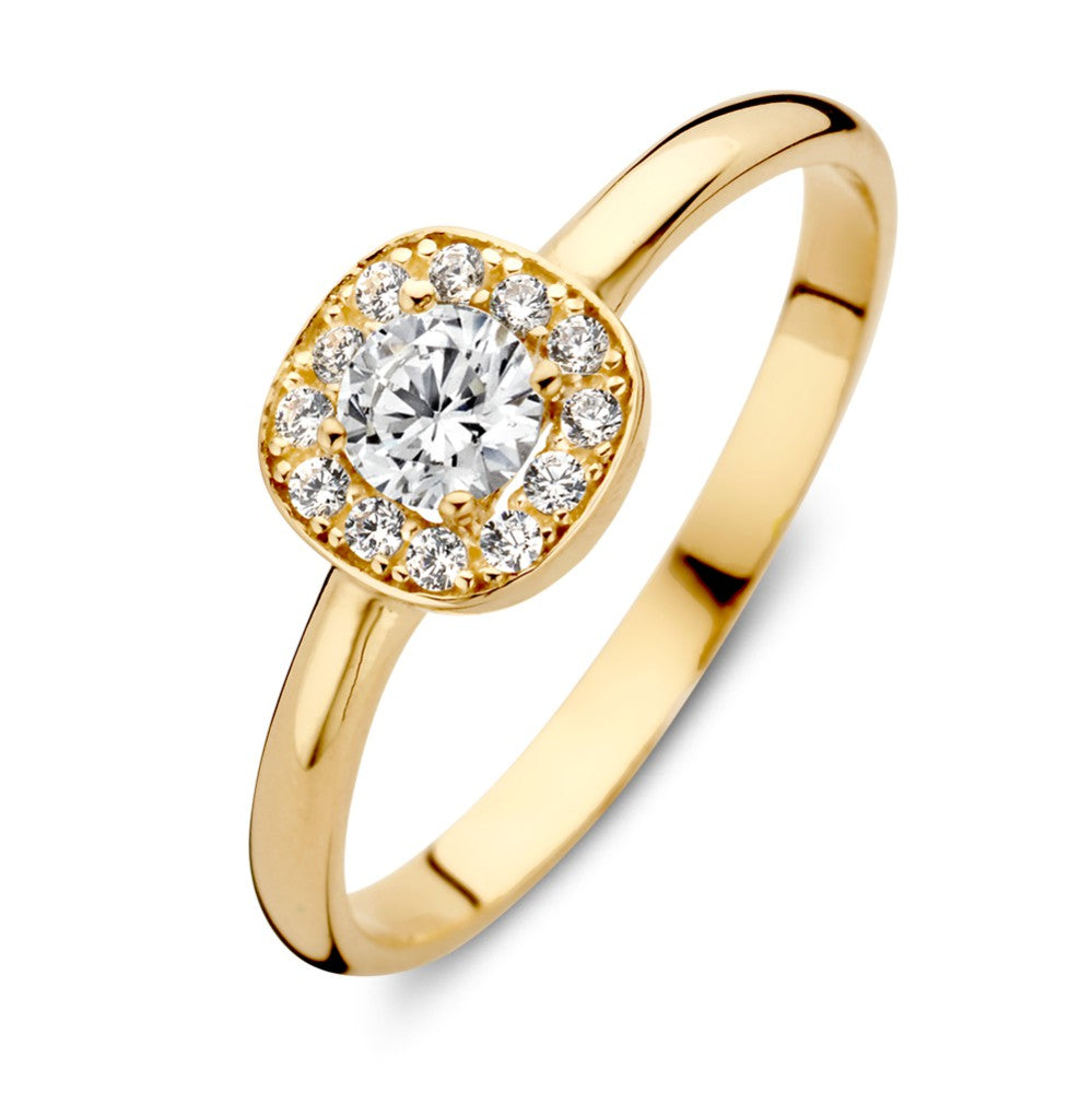 Bague en or jaune 14 carats avec une zircone ronde dans un sertissage carré et halo.