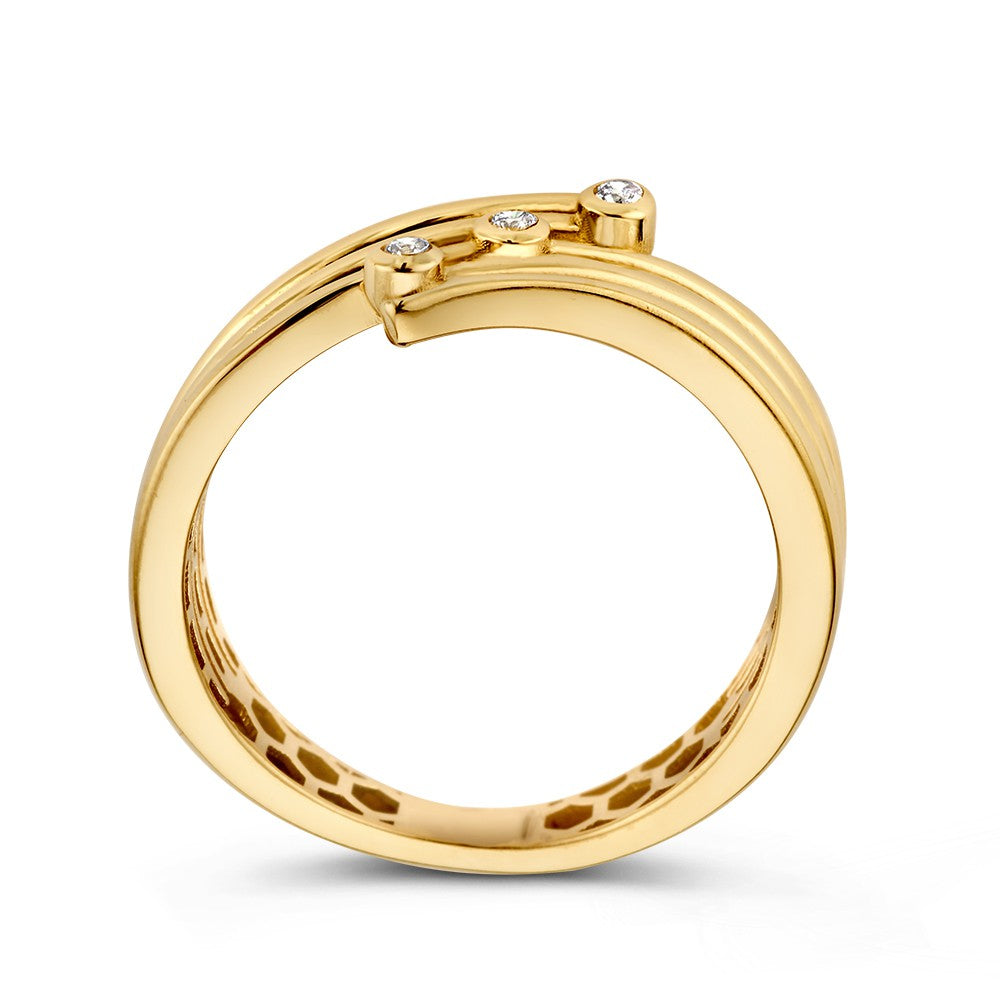 Bague Élégante en Or Jaune avec Zircones – Un Look Moderne et Ludique